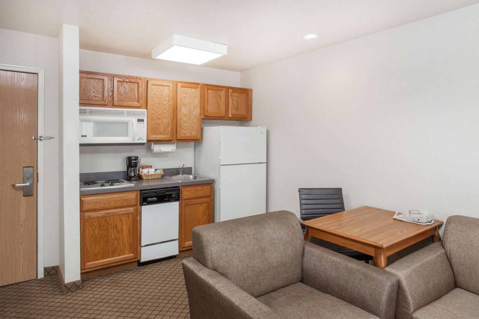 Hawthorn Suites By Wyndham Decatur