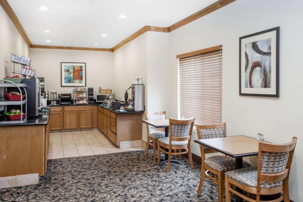 Hawthorn Suites By Wyndham Decatur Main image