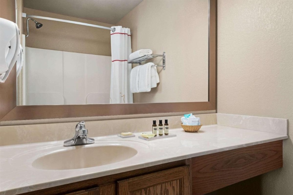 Hawthorn Suites By Wyndham Decatur Image 27