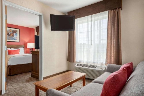 Hawthorn Suites By Wyndham Decatur image 32