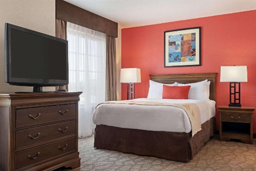 Hawthorn Suites By Wyndham Decatur image 35