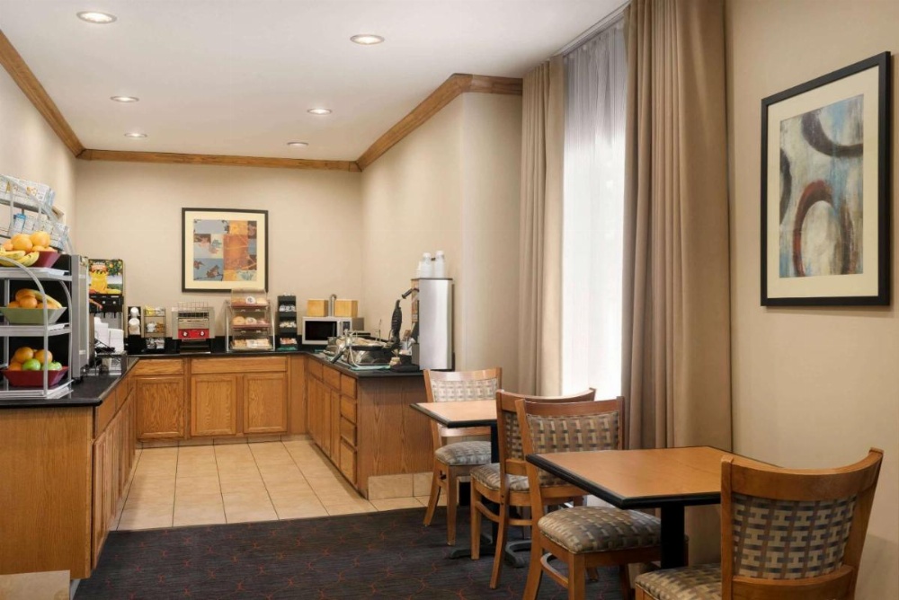 Hawthorn Suites By Wyndham Decatur Image 36